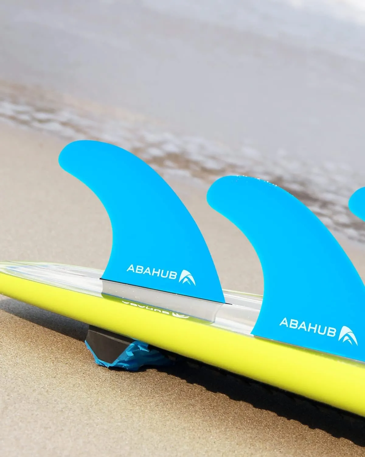 Abahub Surfboard Thruster Fins Set, Compatible with FCS Style Fin Box, Fiberglass Reinforced G5 Surf Fin, 3 Fins for Surf Boards, Surfing Longboard, Shortboard, with Screws and Key, Black/Blue/White